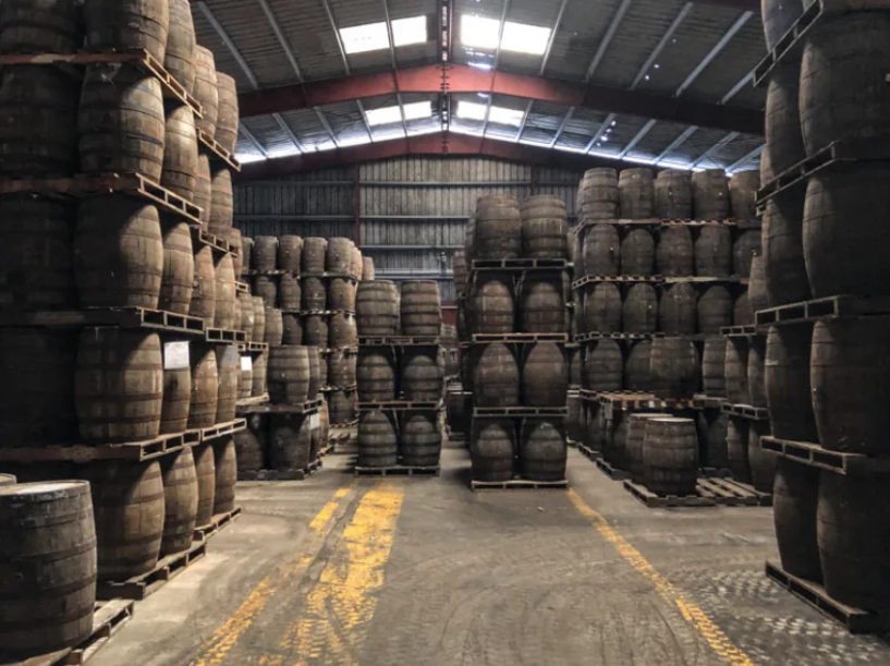 Aging Warehouse Diamont