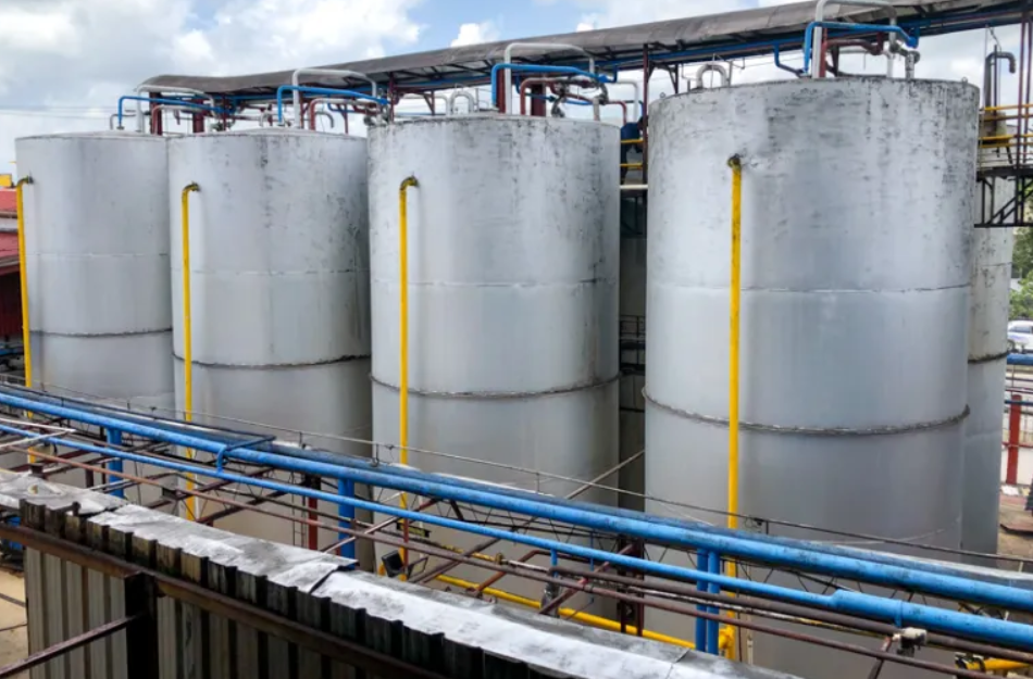 Uzavřené fermentační tanky